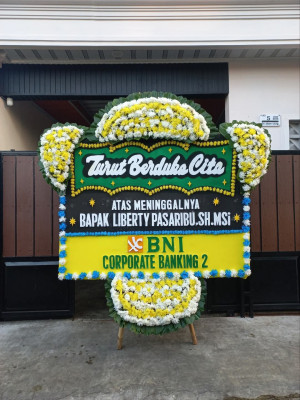 Papan Bunga Duka di Rengas Pulau