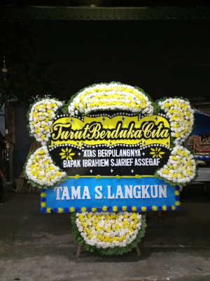 Papan Bunga Duka di Rengas Pulau